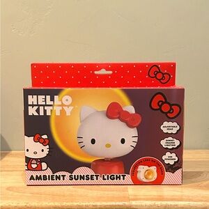 HELLO KITTY AND FRIENDS AMBIENT SUNSET LIGHT MADE BY SANRIO. BRAND NEW IN BOX.
